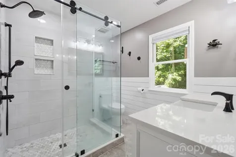 1112 Long Paw Lane Charlotte NC 28214