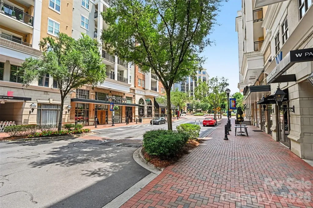 4620 Piedmont Row Drive Charlotte NC 28210