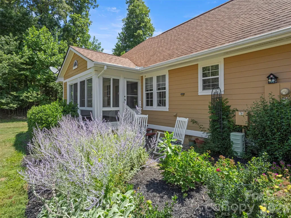 1301 Hyde Park Drive Asheville NC 28806