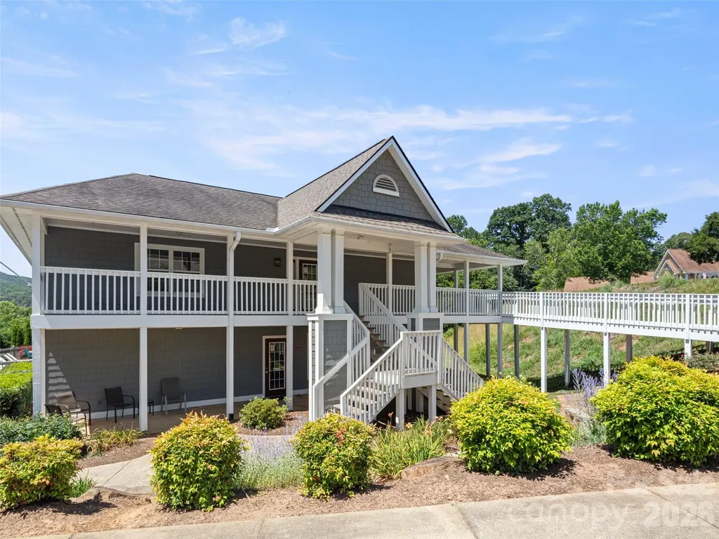 1301 Hyde Park Drive Asheville NC 28806