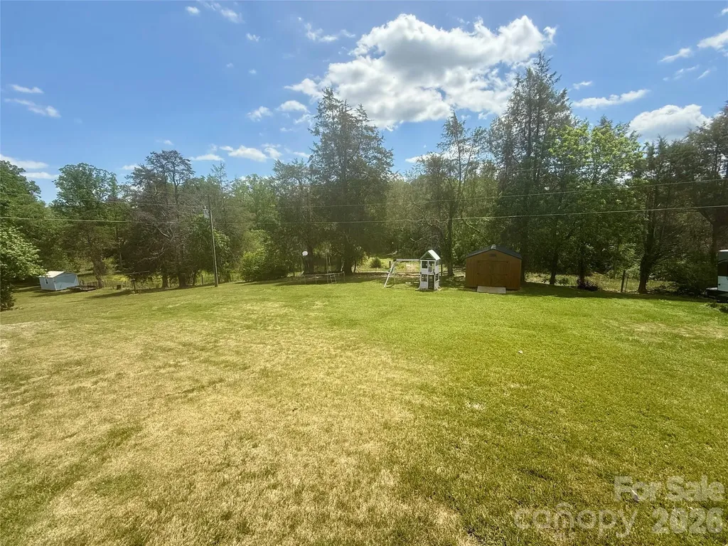 4491 Magnolia Lane Hudson NC 28638