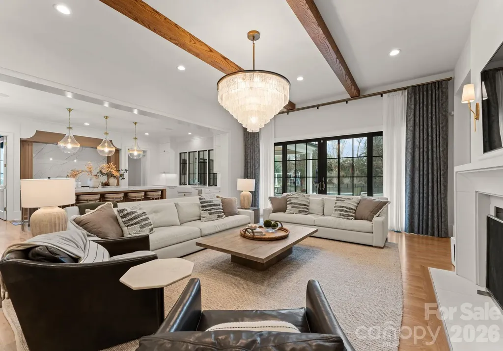 4420 Forest Hills Drive Charlotte NC 28226