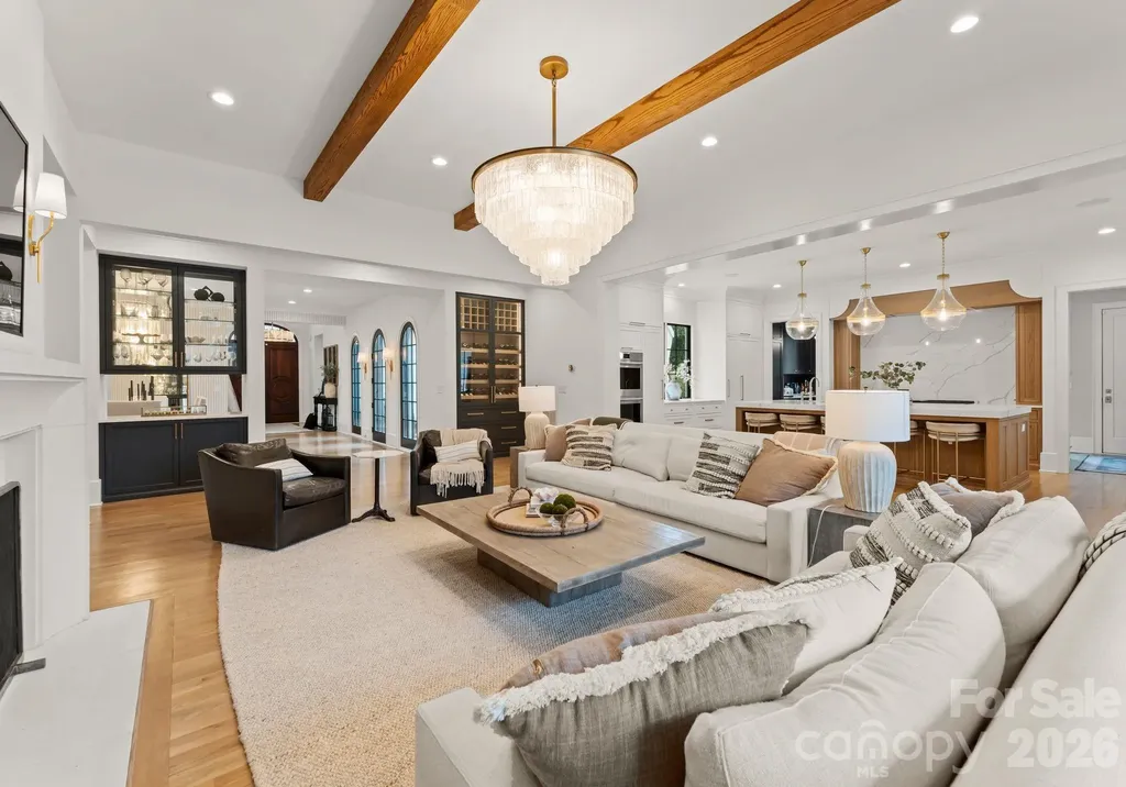 4420 Forest Hills Drive Charlotte NC 28226