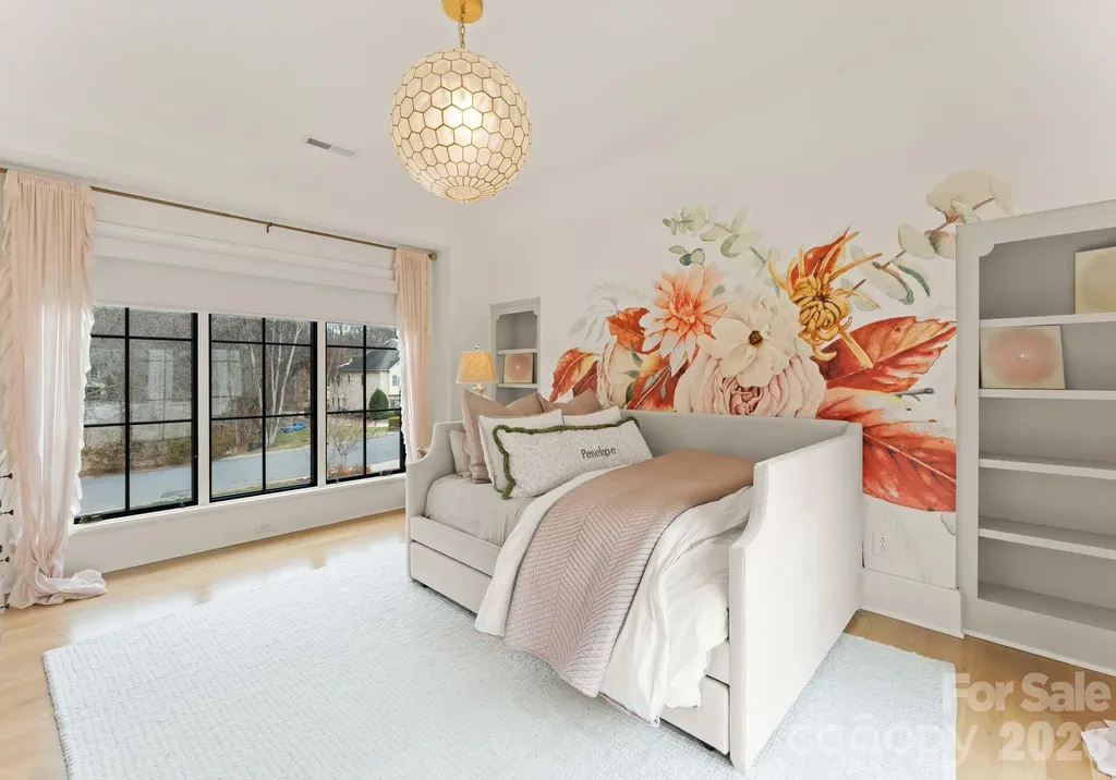 4420 Forest Hills Drive Charlotte NC 28226