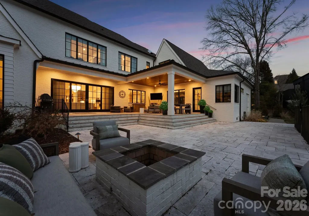 4420 Forest Hills Drive Charlotte NC 28226