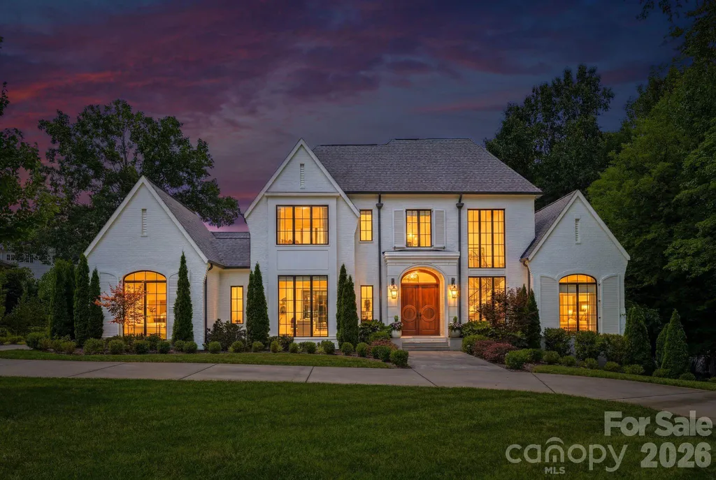 4420 Forest Hills Drive Charlotte NC 28226