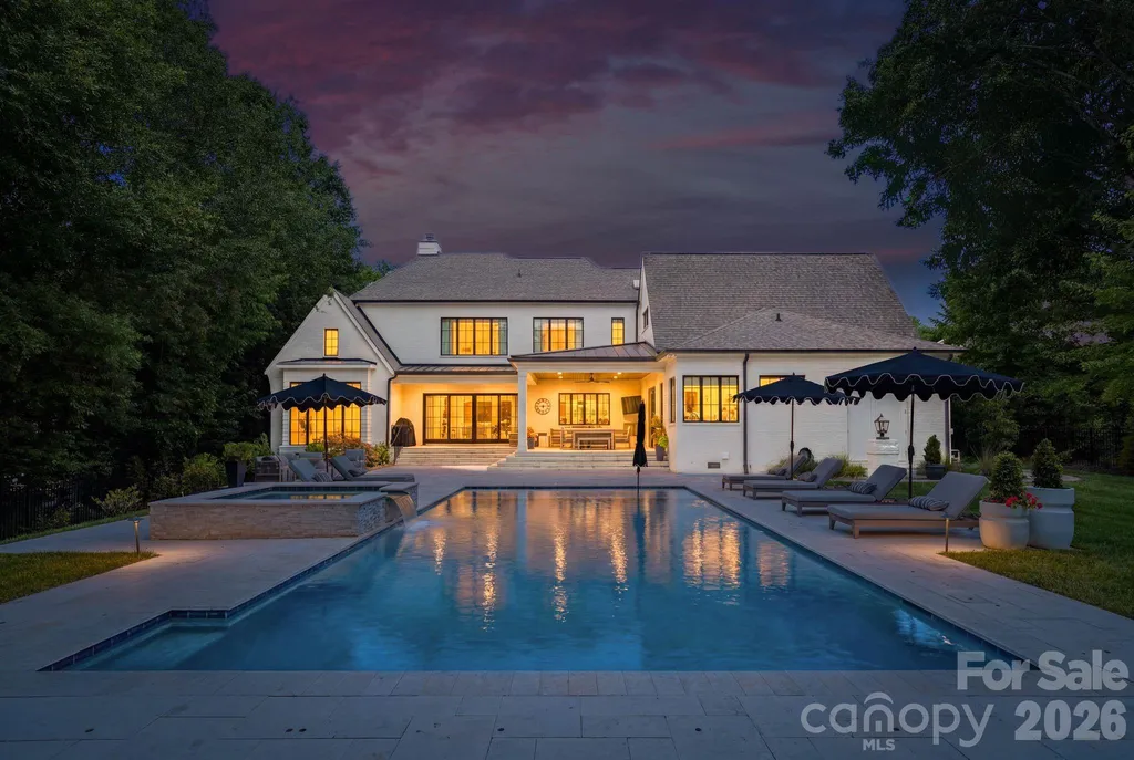 4420 Forest Hills Drive Charlotte NC 28226