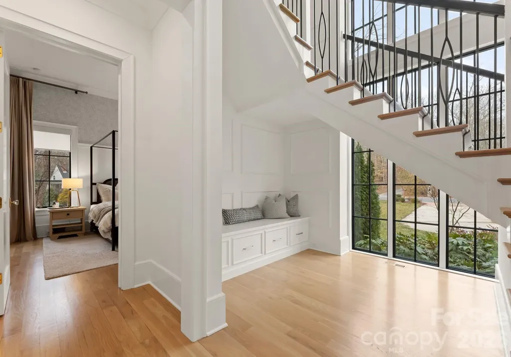 4420 Forest Hills Drive Charlotte NC 28226