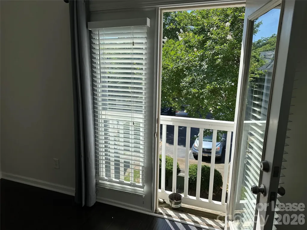 164 Parkwood Avenue Charlotte NC 28206