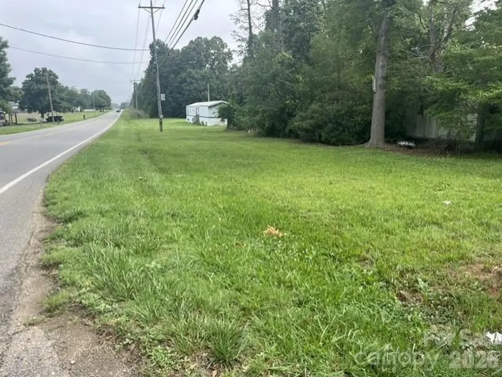7721 Nc Highway 8 Lexington NC 27292