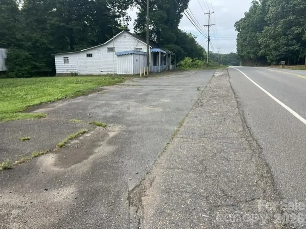 7721 Nc Highway 8 Lexington NC 27292