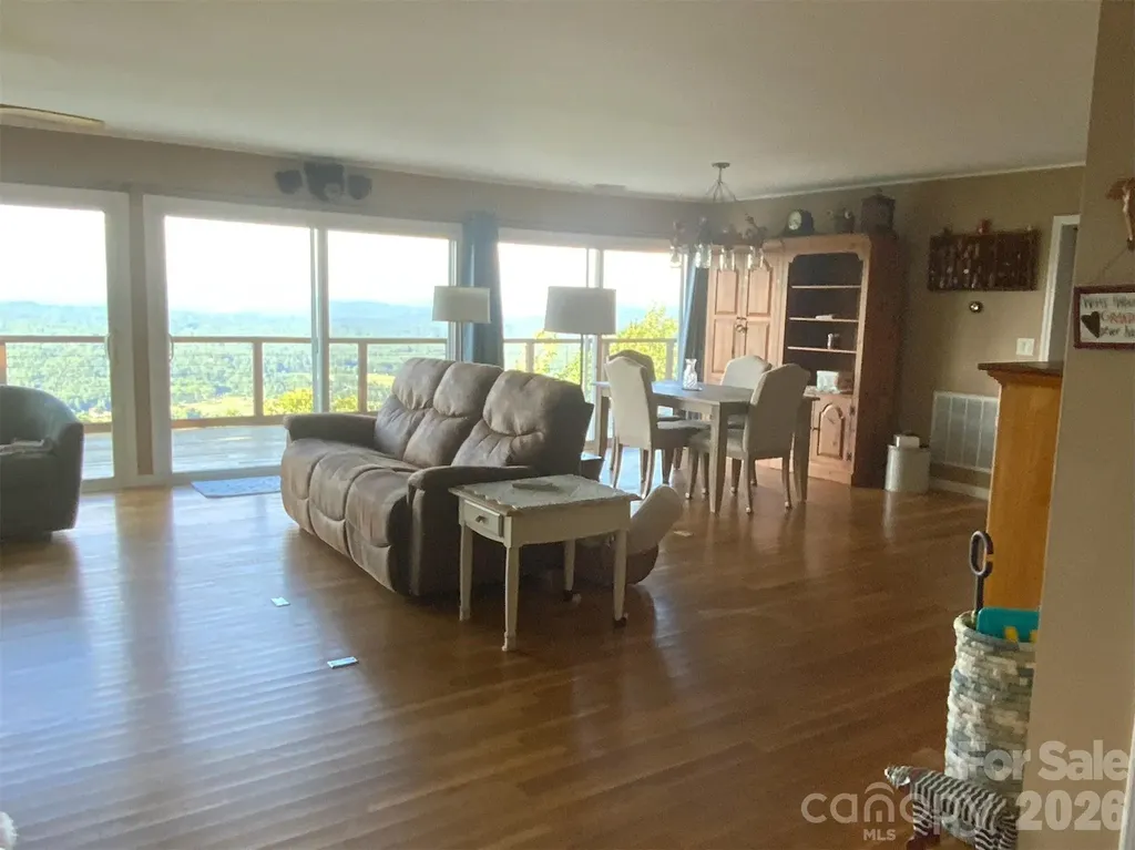 188 Holly Berry Lane Hendersonville NC 28739