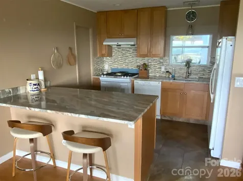 188 Holly Berry Lane Hendersonville NC 28739