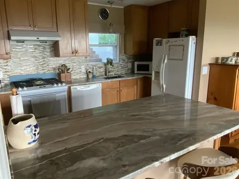 188 Holly Berry Lane Hendersonville NC 28739