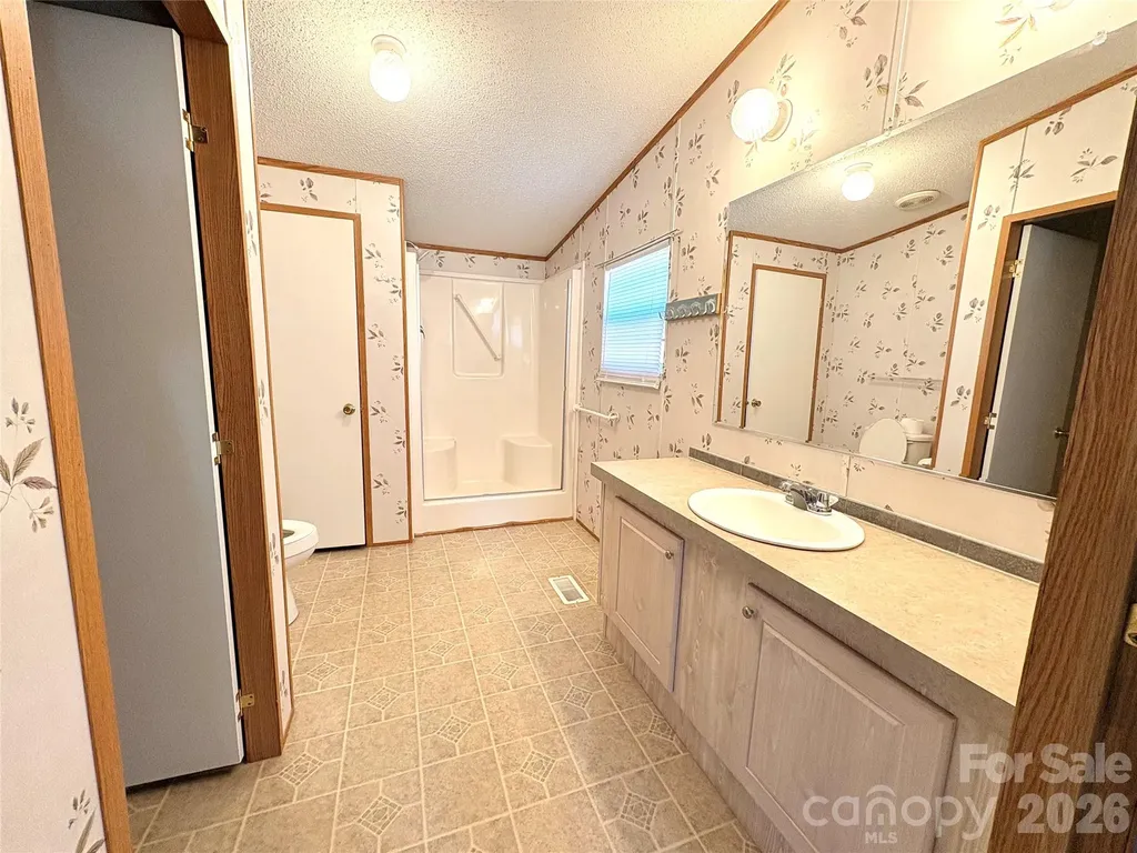 5422 Wrenn Drive Catawba NC 28037