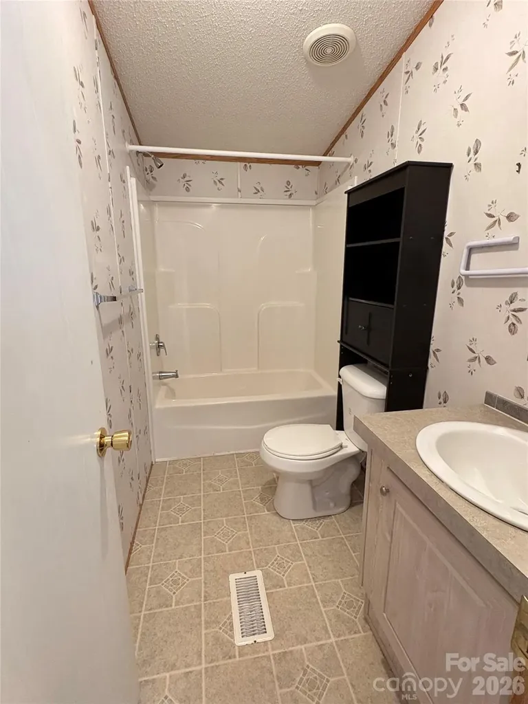 5422 Wrenn Drive Catawba NC 28037