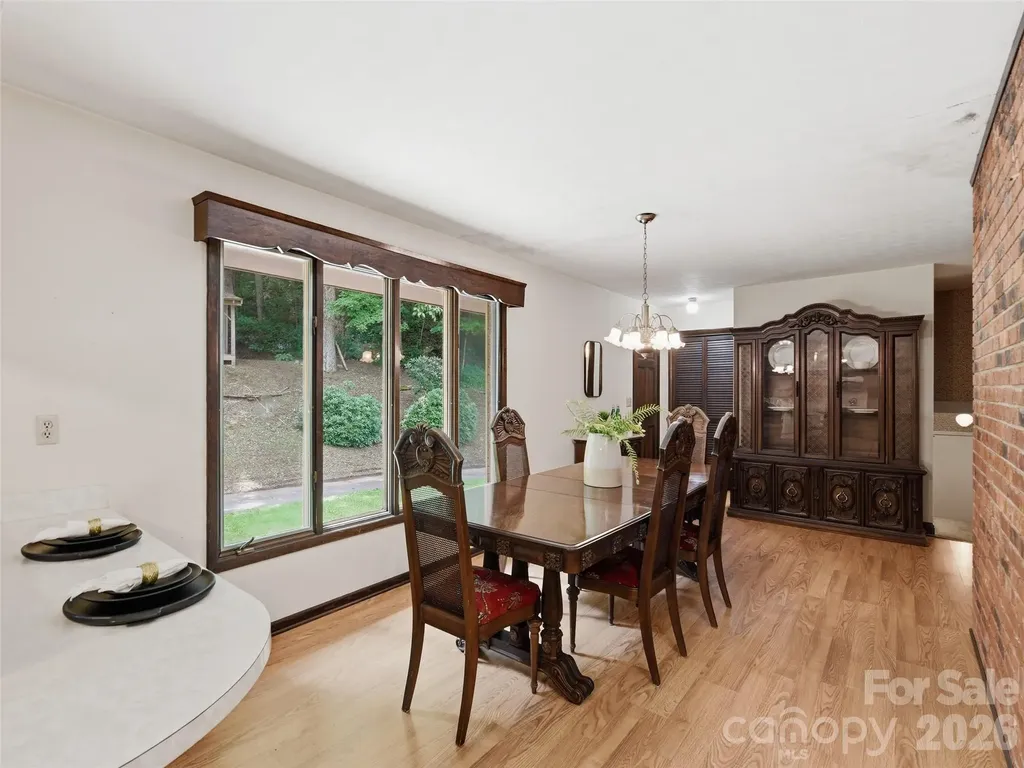 252 Big Stomp Road Waynesville NC 28786