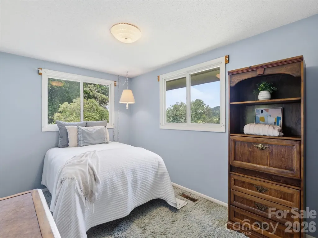 252 Big Stomp Road Waynesville NC 28786
