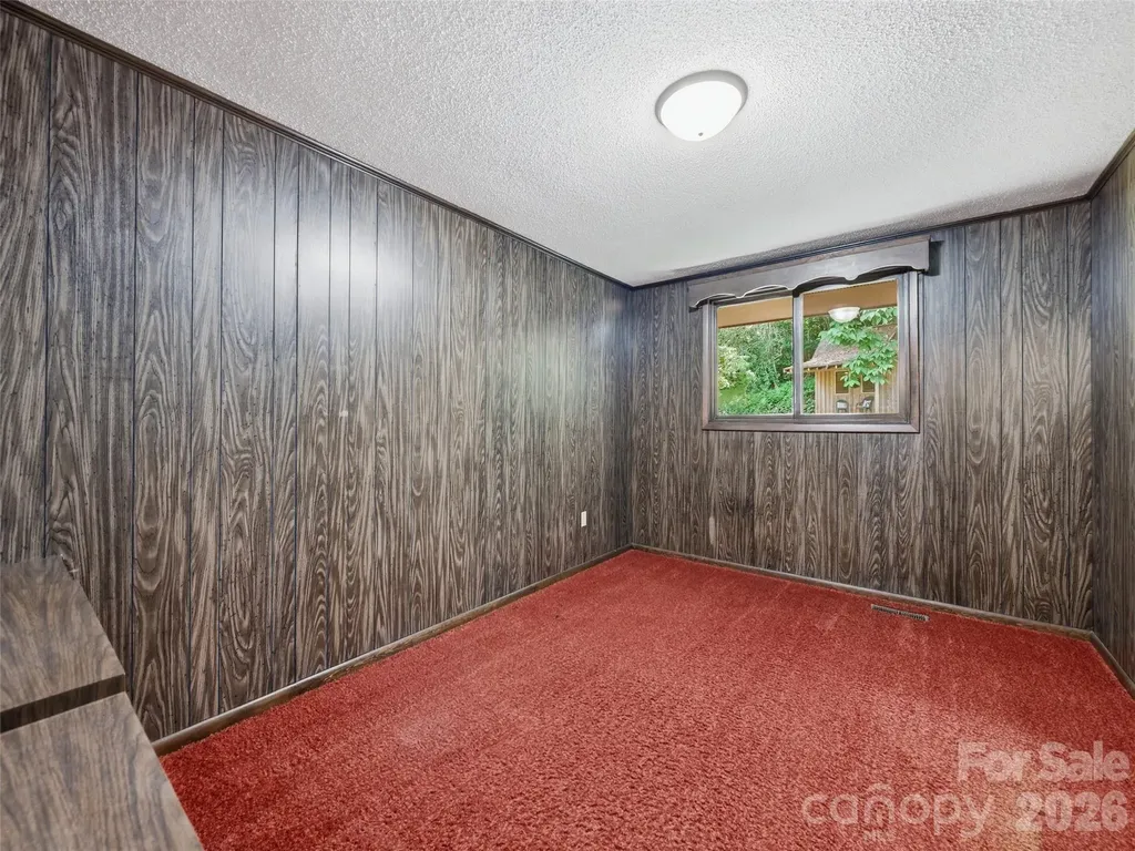 252 Big Stomp Road Waynesville NC 28786