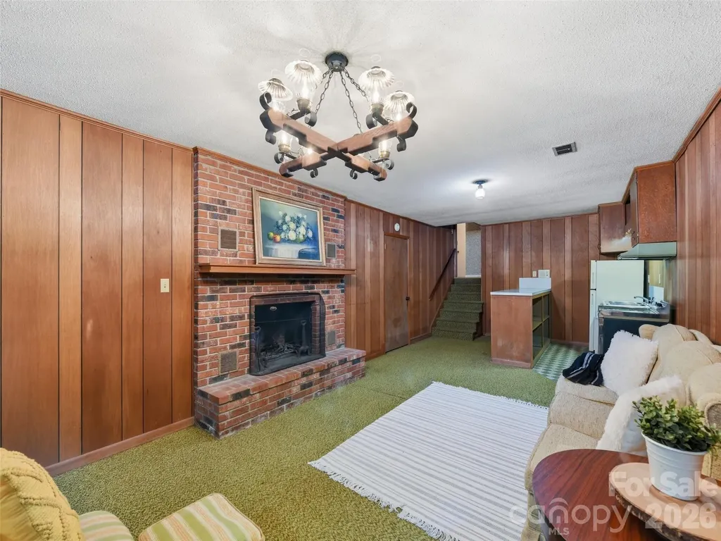 252 Big Stomp Road Waynesville NC 28786