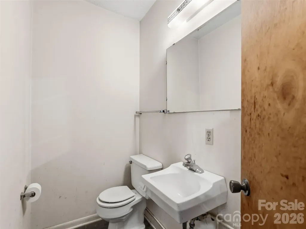 252 Big Stomp Road Waynesville NC 28786