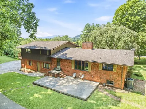 252 Big Stomp Road Waynesville NC 28786