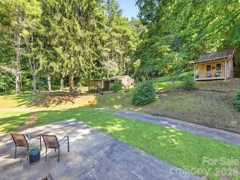 252 Big Stomp Road Waynesville NC 28786