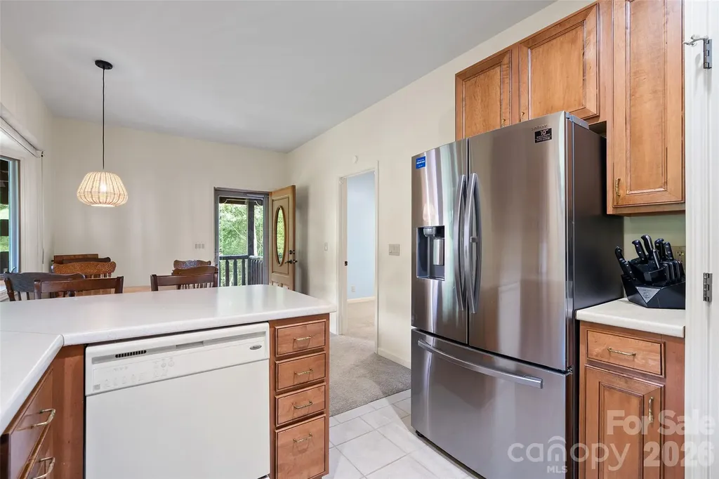 42 Chinaberry Court Waynesville NC 28785