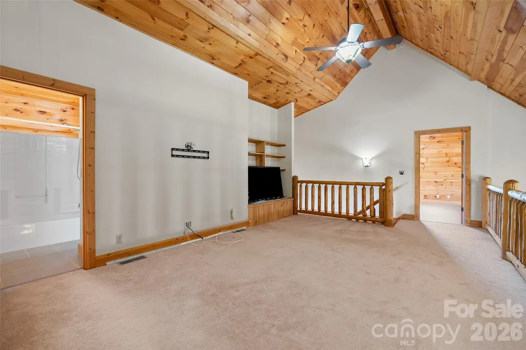 42 Chinaberry Court Waynesville NC 28785