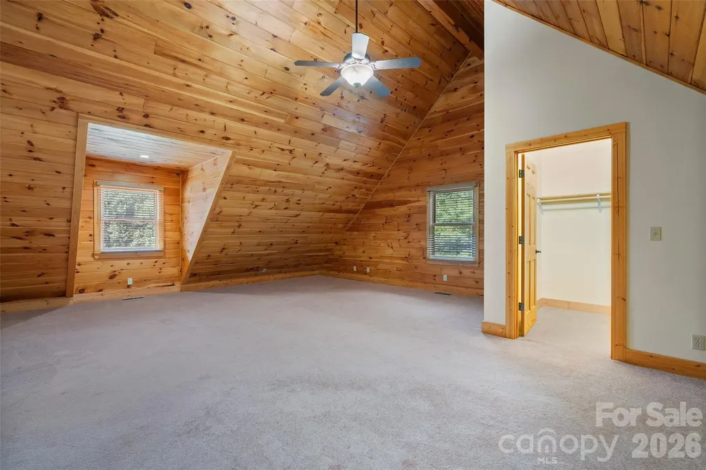 42 Chinaberry Court Waynesville NC 28785