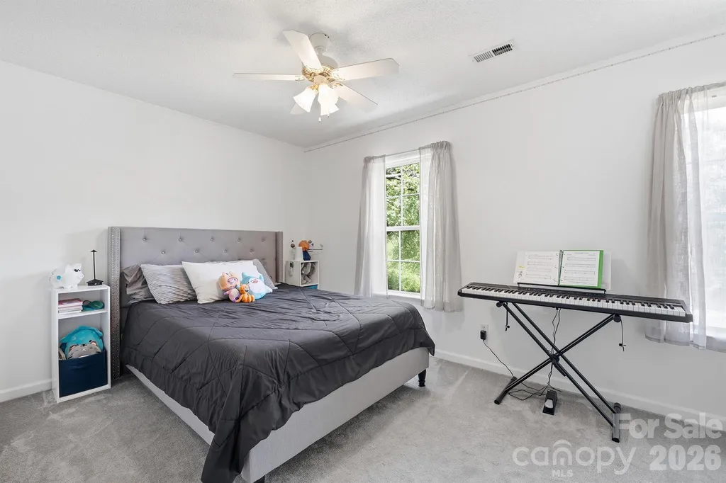 6421 Whitewater Drive Charlotte NC 28214