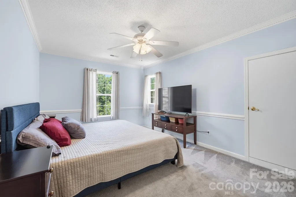 6421 Whitewater Drive Charlotte NC 28214