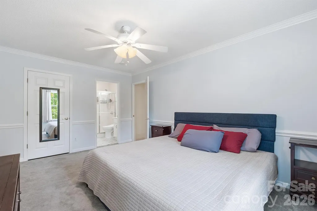 6421 Whitewater Drive Charlotte NC 28214