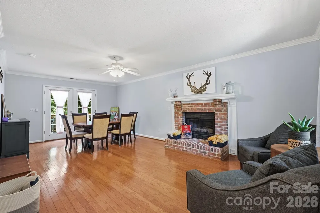 6421 Whitewater Drive Charlotte NC 28214
