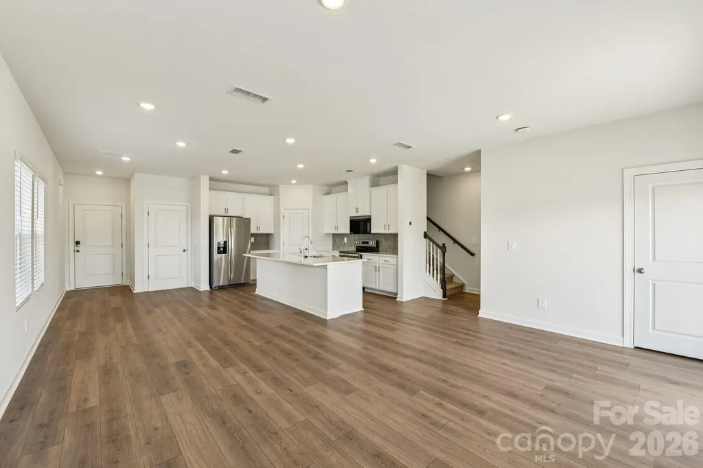 9028 Foggy Brook Loop Charlotte NC 28216