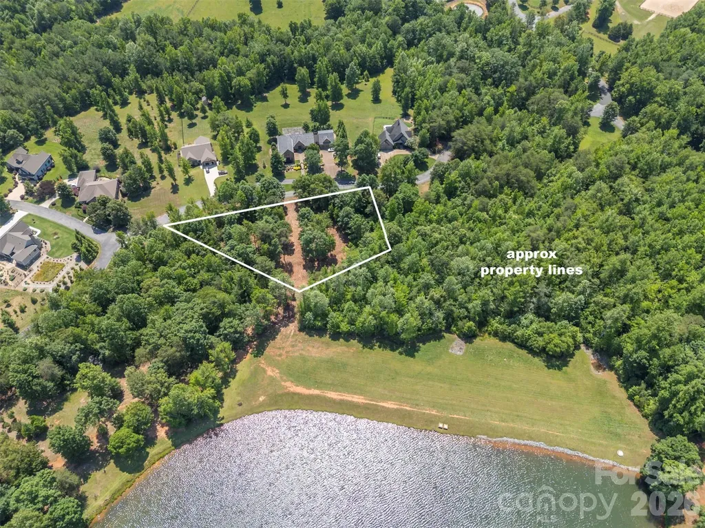 00 Doveridge Drive Columbus NC 28722