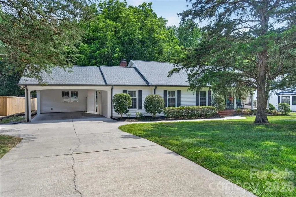 4124 Bridgewood Lane Charlotte NC 28226