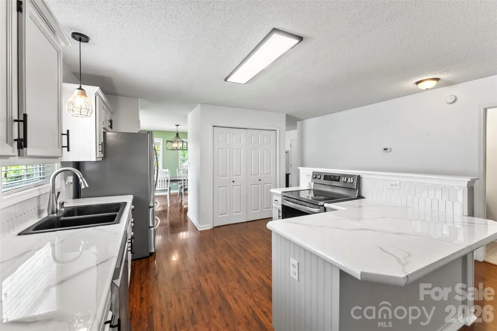 820 Saint Andrews Place Concord NC 28025