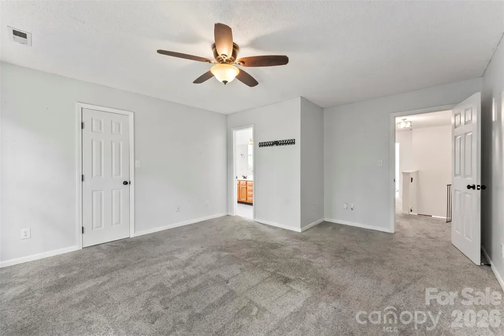 820 Saint Andrews Place Concord NC 28025