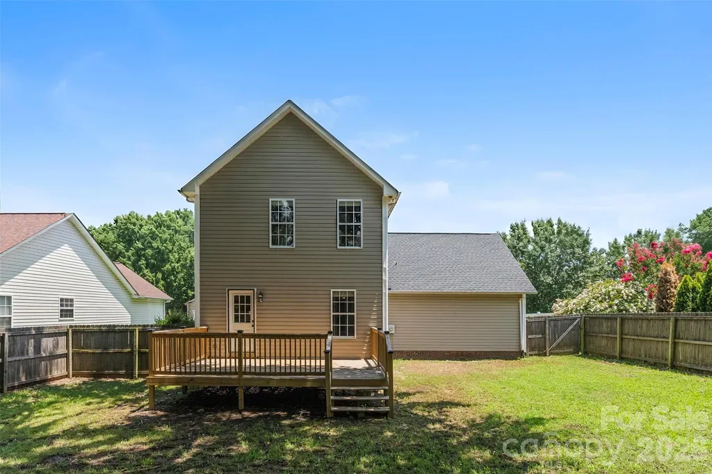 820 Saint Andrews Place Concord NC 28025