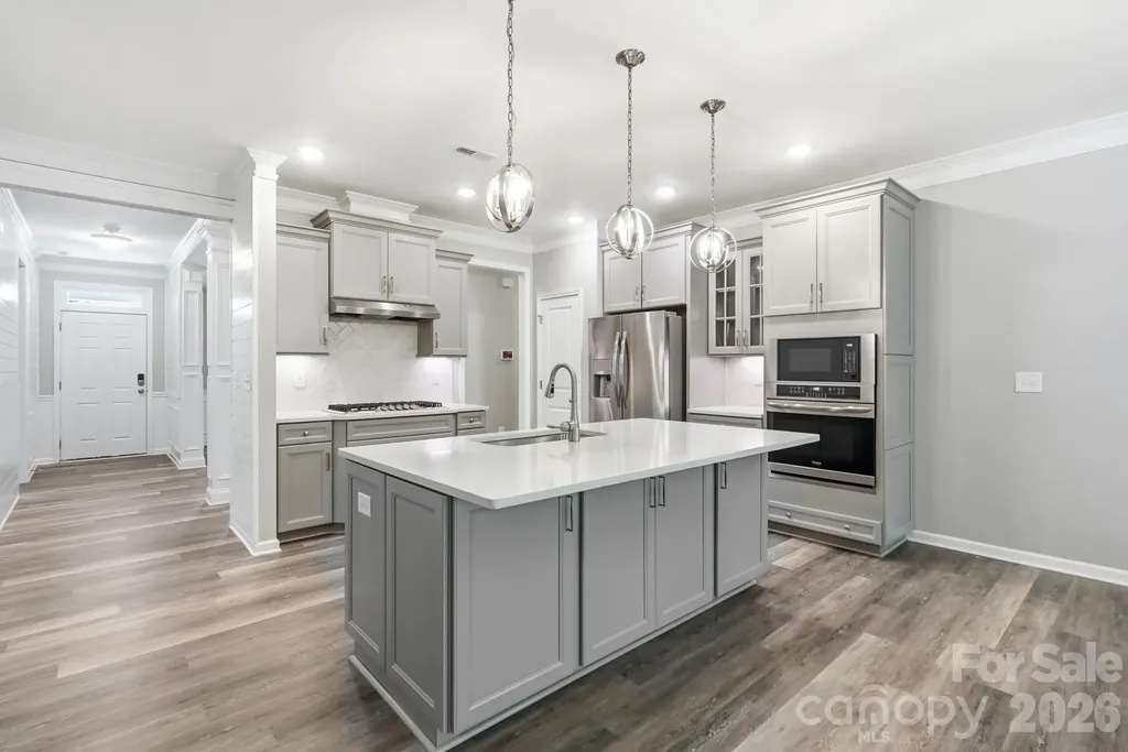 5111 Devonshire Road Denver NC 28037
