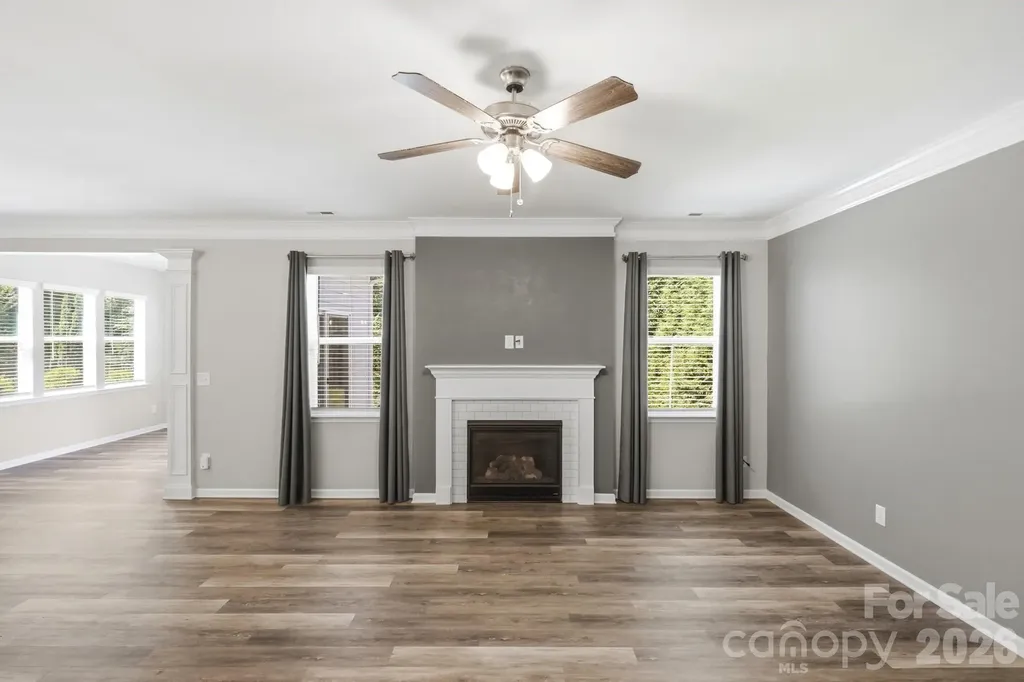 5111 Devonshire Road Denver NC 28037