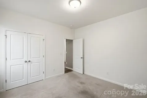 5111 Devonshire Road Denver NC 28037