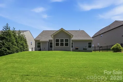 5111 Devonshire Road Denver NC 28037