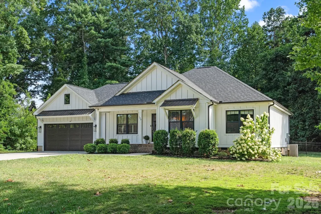 109 Logan Lane Belmont NC 28012