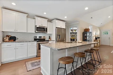 109 Logan Lane Belmont NC 28012