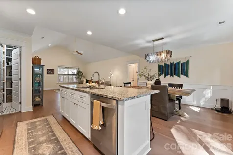 109 Logan Lane Belmont NC 28012
