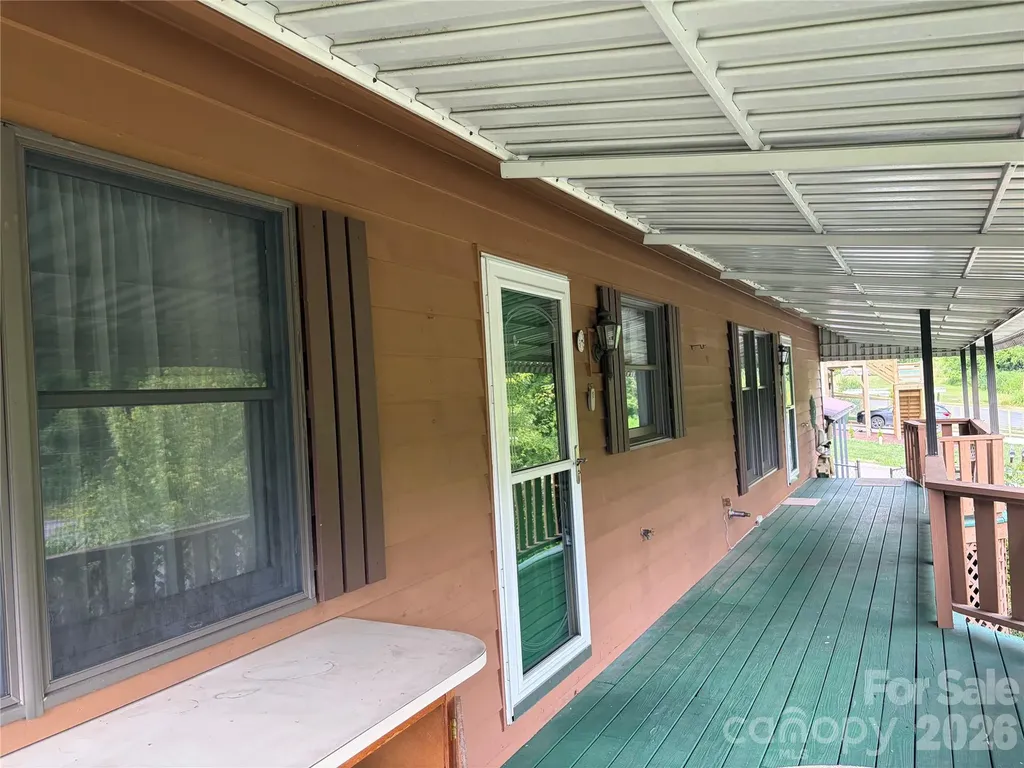 256A Bruce Road Mars Hill NC 28754
