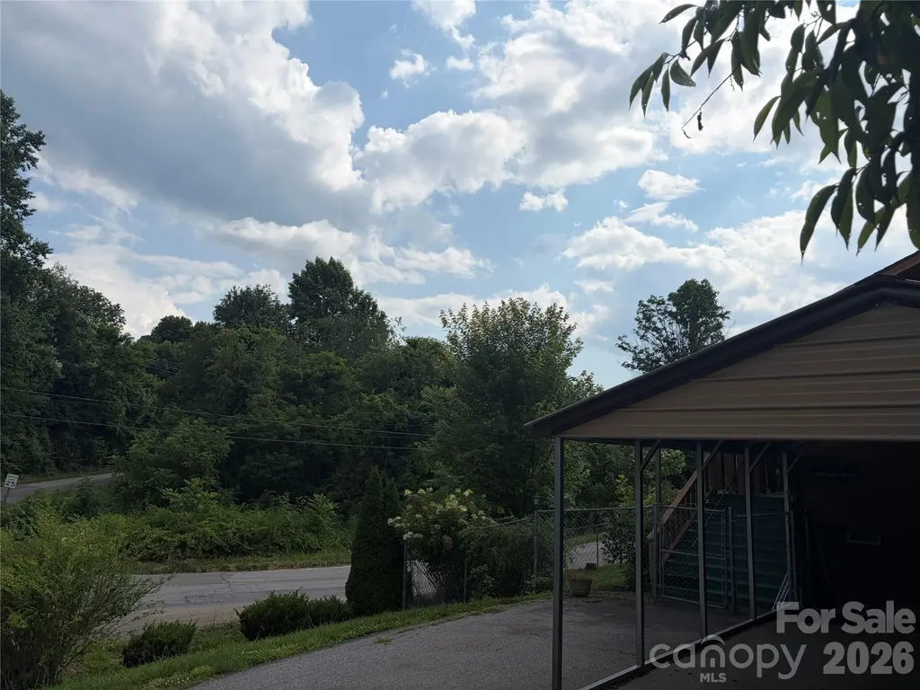 256A Bruce Road Mars Hill NC 28754