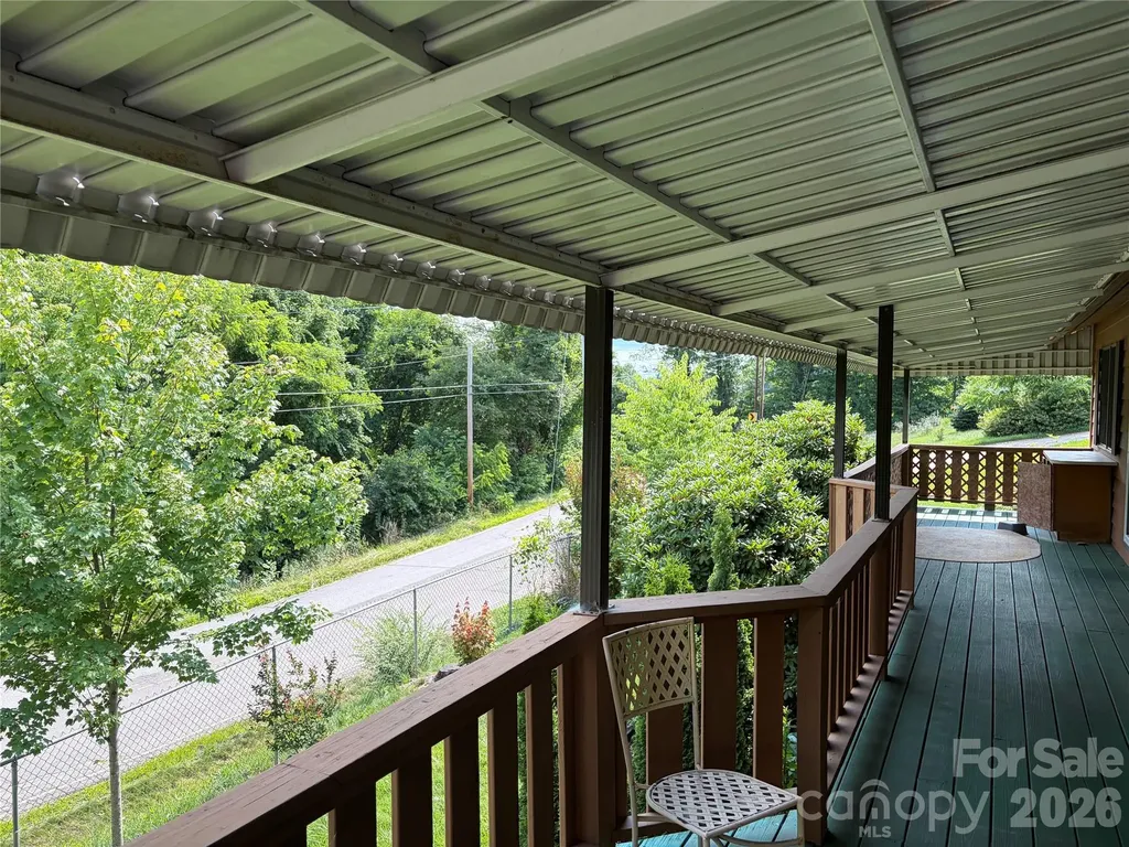 256A Bruce Road Mars Hill NC 28754